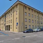 Contrada Cappello - Tricamere Centralissimo Apartamento *
