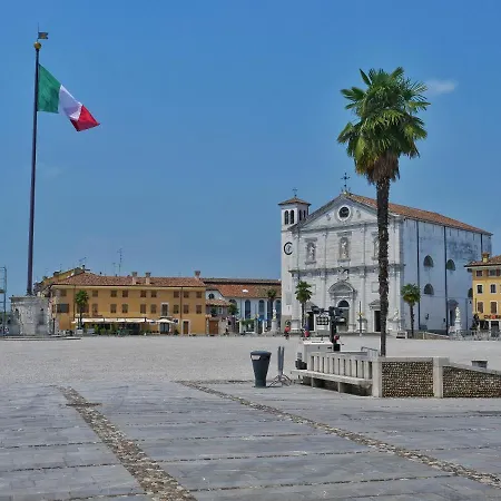 Contrada Cappello - Tricamere Centralissimo Palmanova